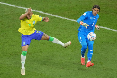 笑傲曼市德比！天空预测周日英超：曼城2-0曼联